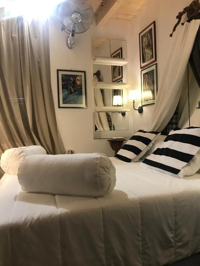Sanctus Syrus 2 Bed & Breakfast Albenga Luaran gambar